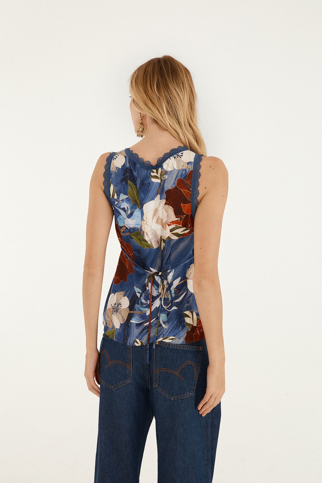 FARM Rio model wearing the Chita Pietra Dura Blouse