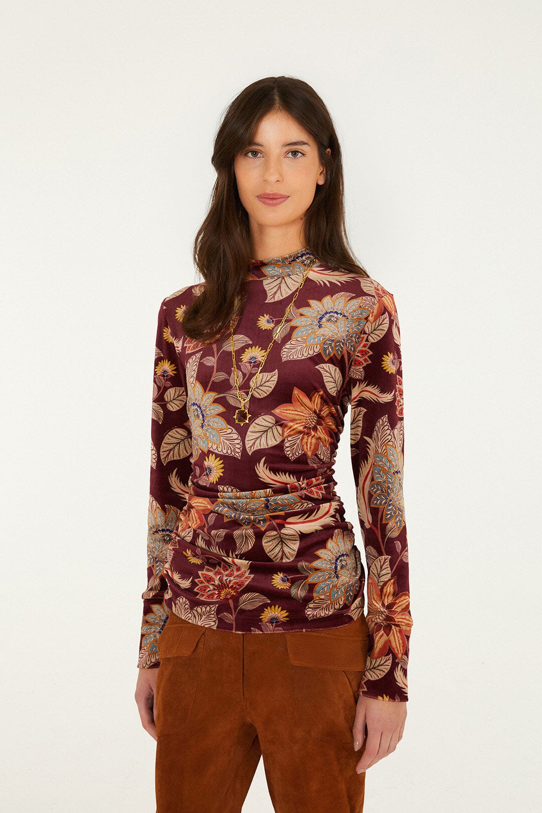 FARM Rio model wearing the Delhi Floral Velvet Jersey Blouse