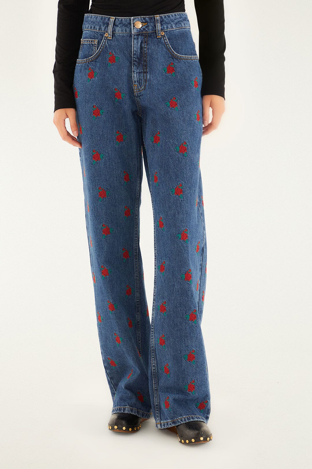 FARM Rio model wearing the Denim Embroidered Flowers Pants