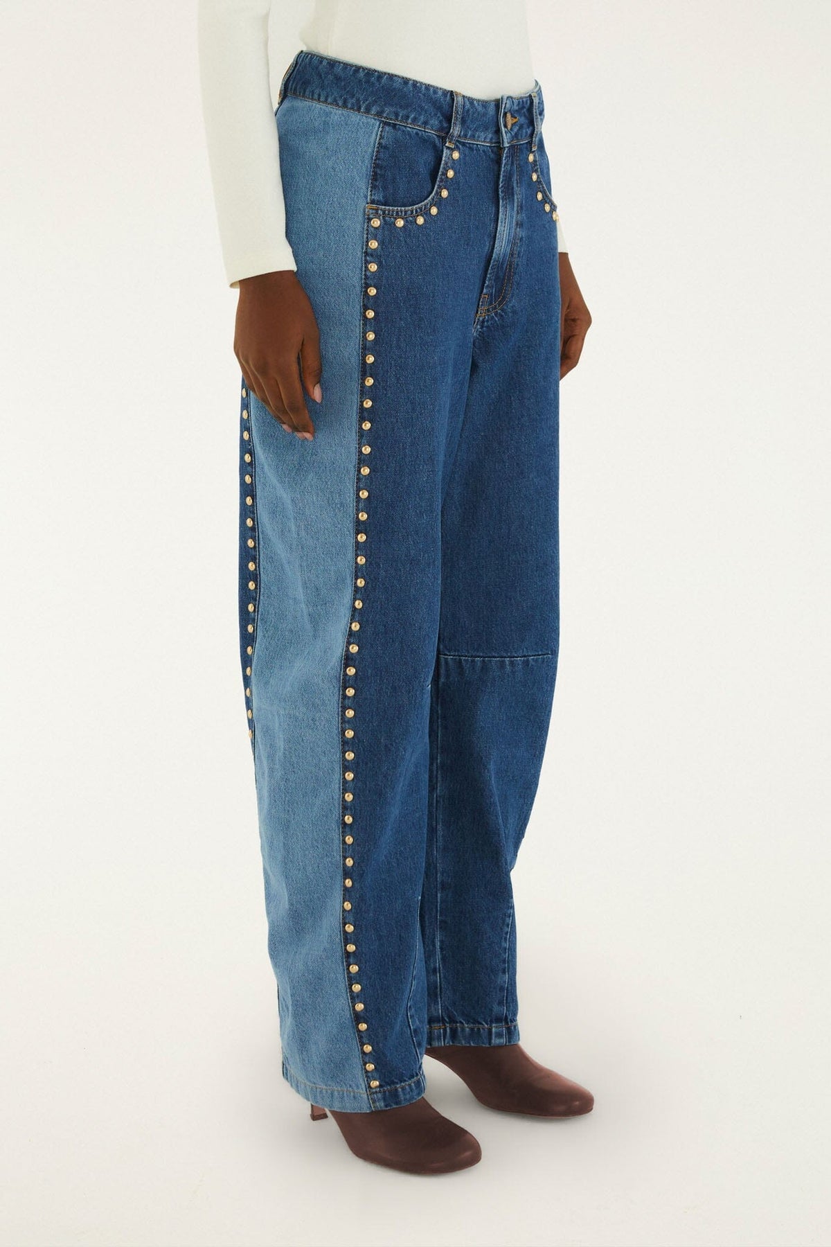 Pantalon en denim Details Studs Metal