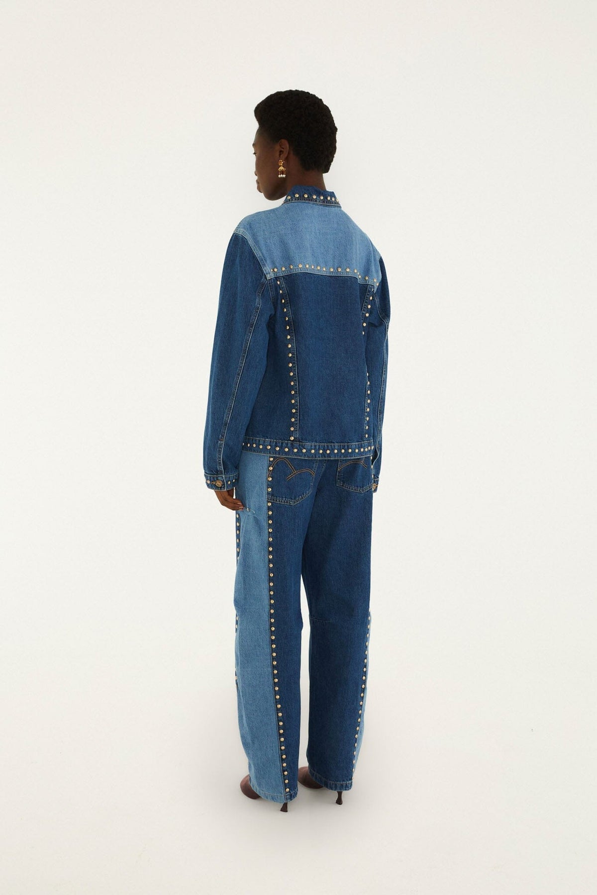 Pantalon en denim Details Studs Metal