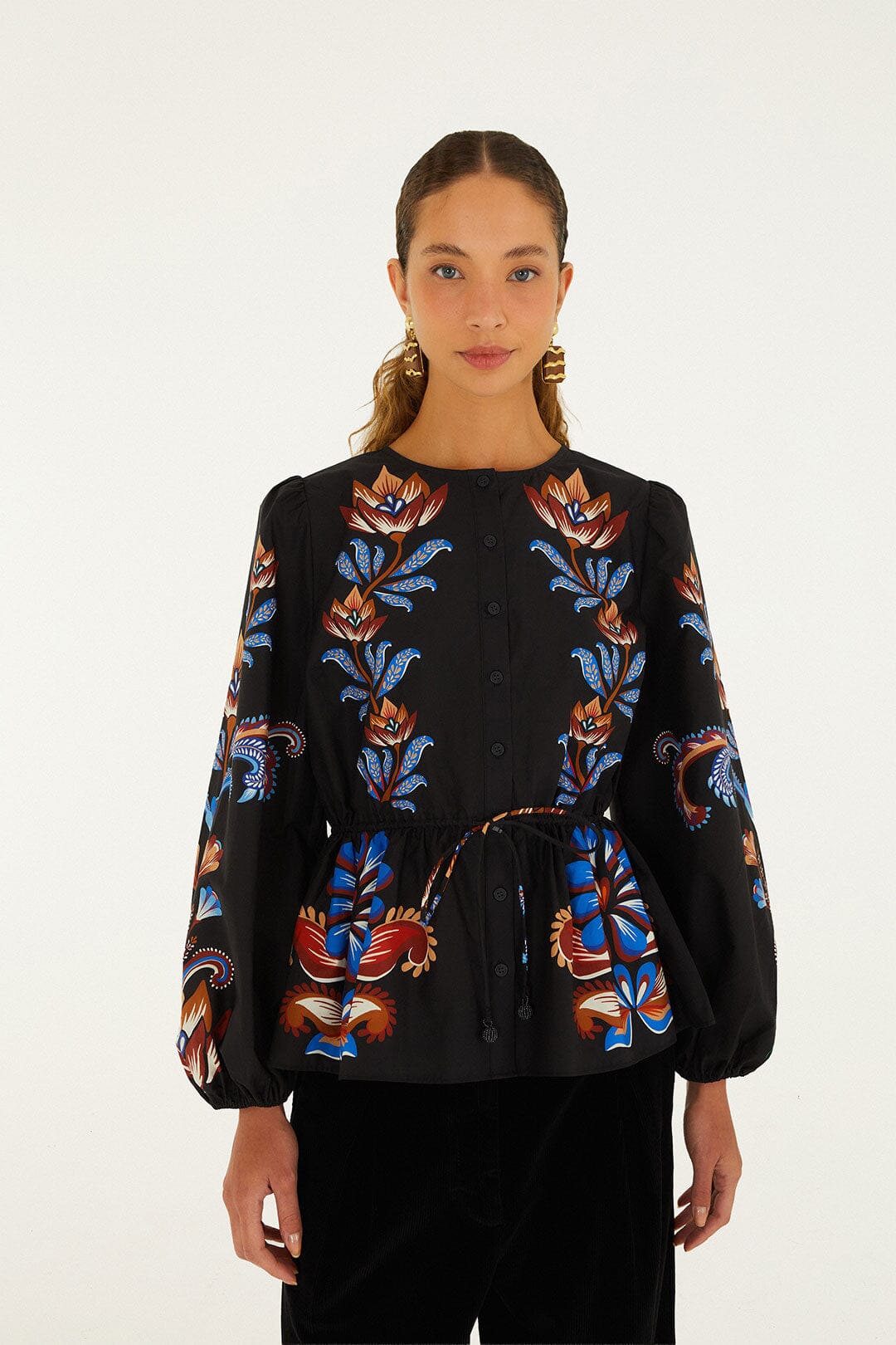 FARM Rio model wearing the Energy Floral Drawstring Buttoned Blouse