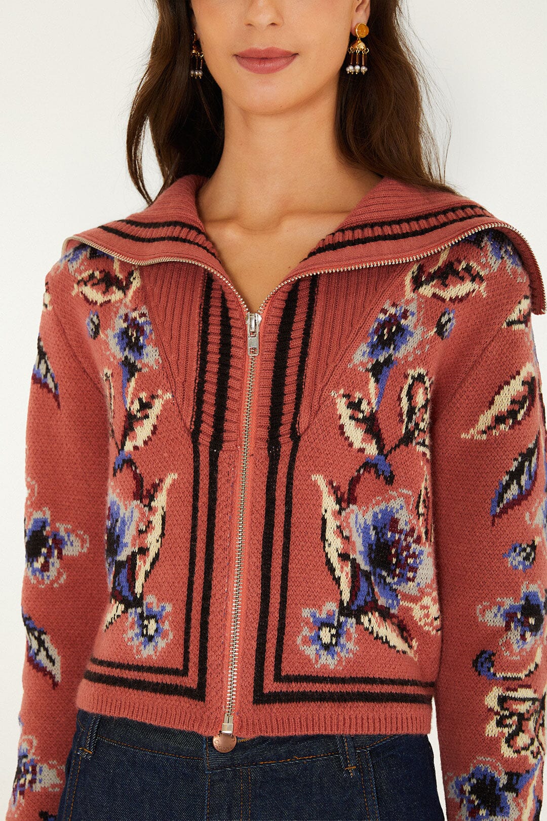 FARM Rio model wearing the Floral Beauty Tapestry Blush Pink Knit Cardigan