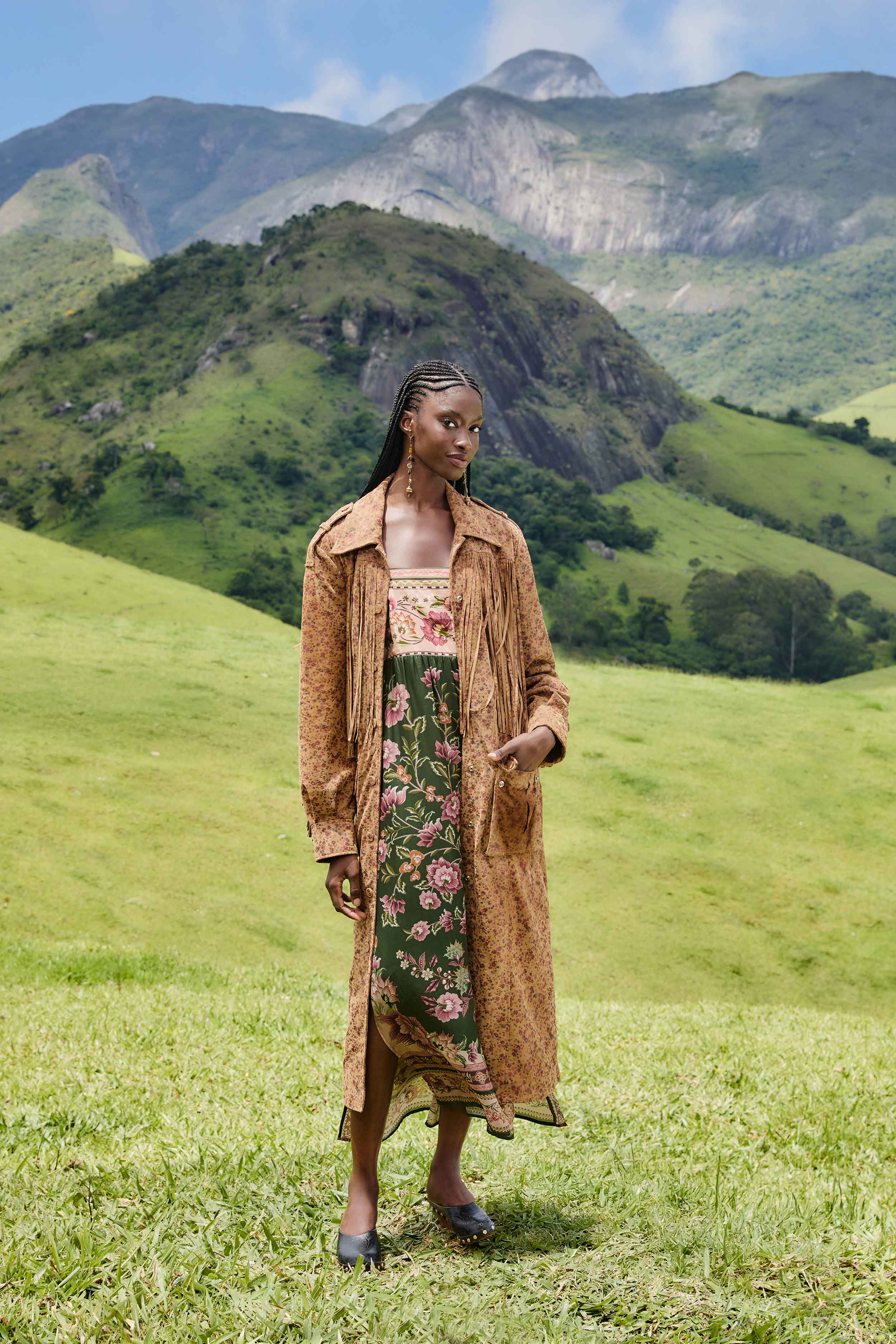 Green Flowering Garden Tree Sleveeless Midi Dress | FARM Rio