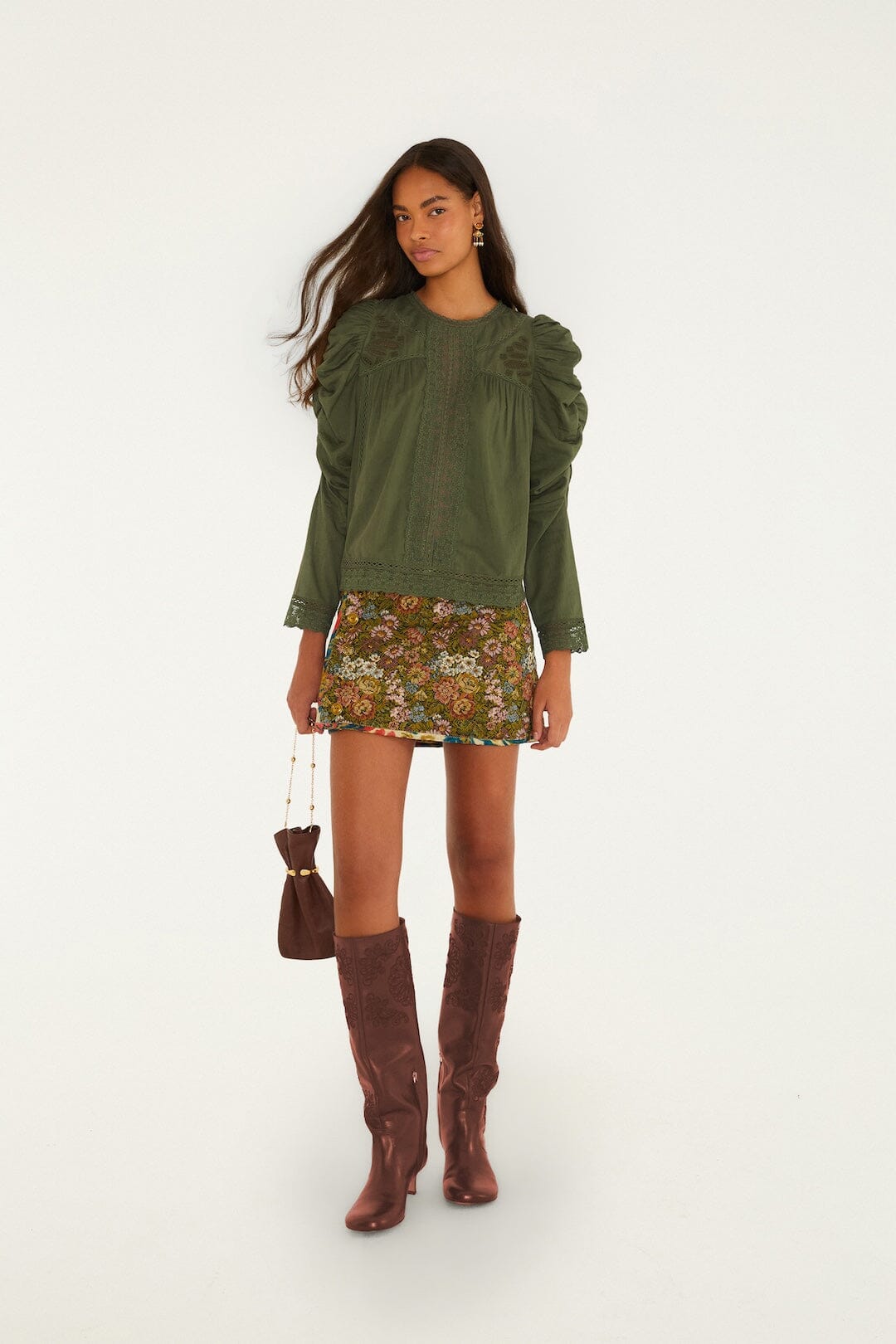 FARM Rio model wearing the Lace Ruched Sleeve Blouse