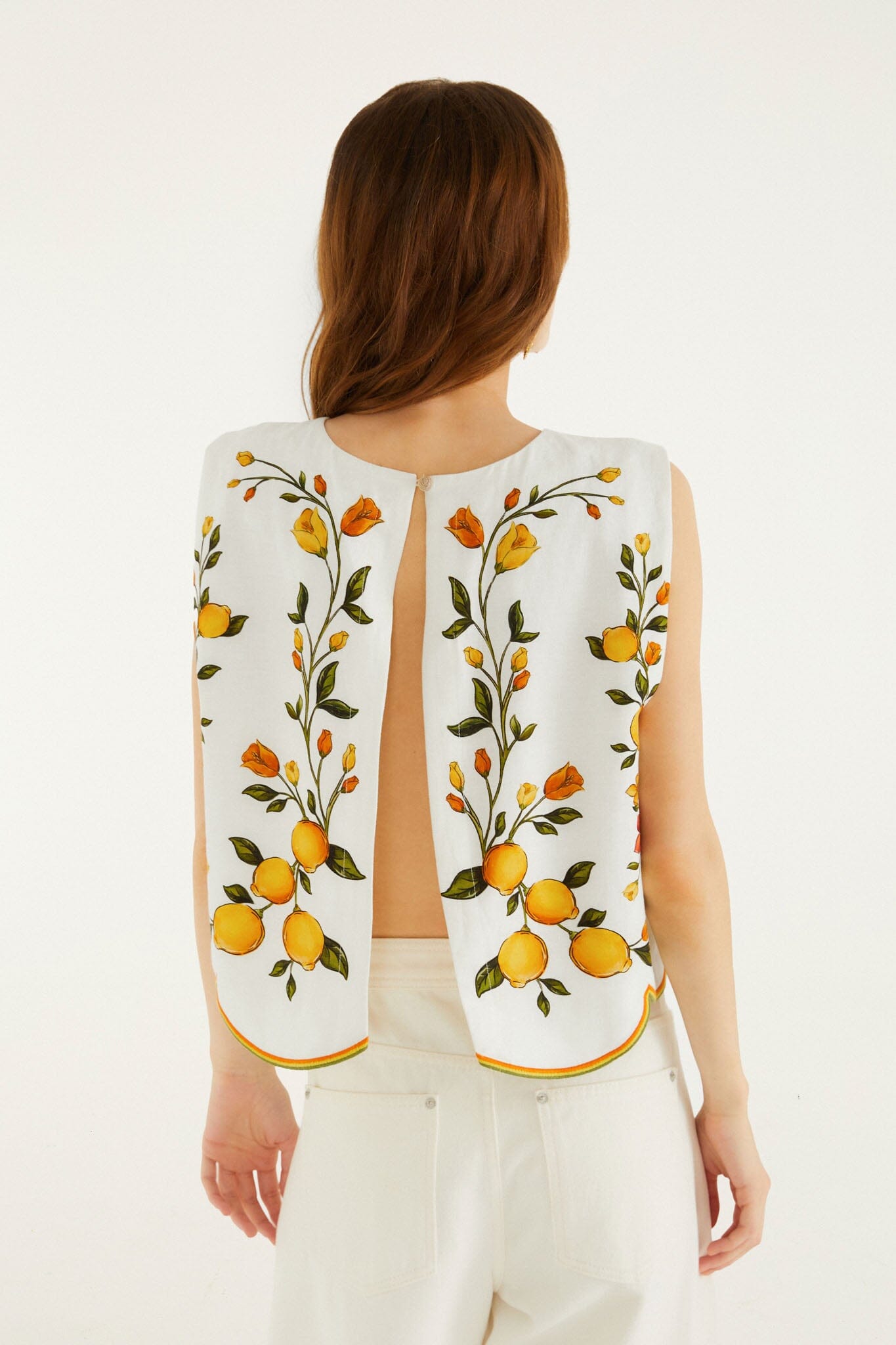 FARM Rio model wearing the Lemon Bouquet Off-White Blouse