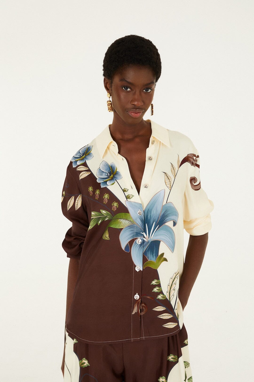 FARM Rio model wearing the Milena Buttoned Collared Shirt