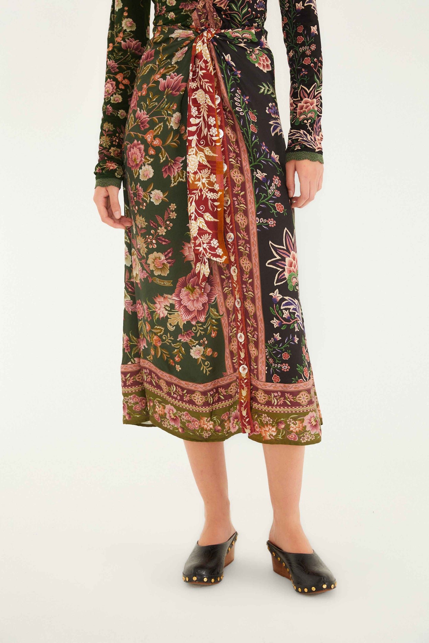 FARM Rio model wearing the Mixed Winter Garden Lenzing� Ecovero� Viscose Midi Skirt
