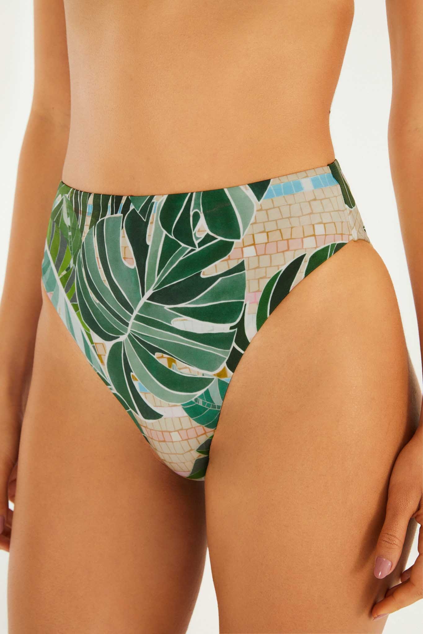 FARM Rio model wearing the Mosaic Hot Pants