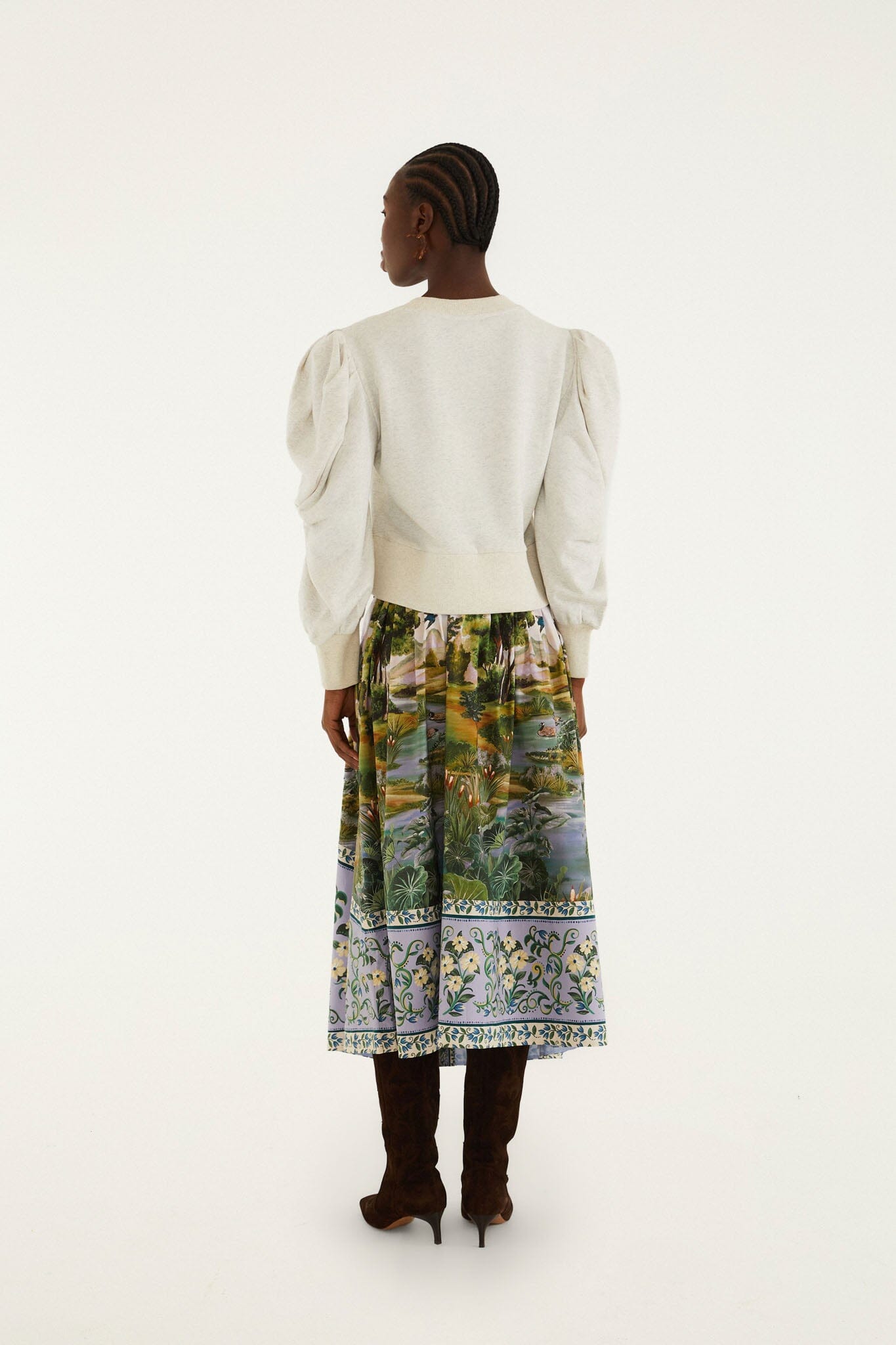 FARM Rio model wearing the Multicolor Countryside Landscape Belted Midi Skirt