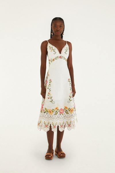 HEILIS Flower Embroidery Dress ナナミ　コラボ Off-White Flower Embroidery Asymetric Hem Midi Dress | FARM Rio