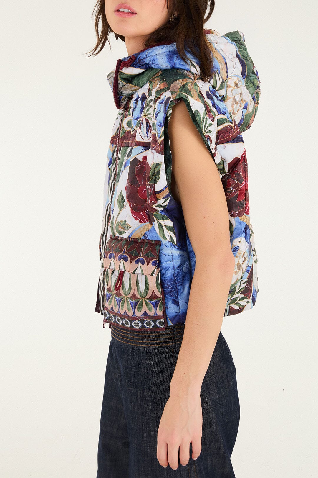 FARM Rio model wearing the Pietra Dura Tapestry Cropped Puffer Jacket