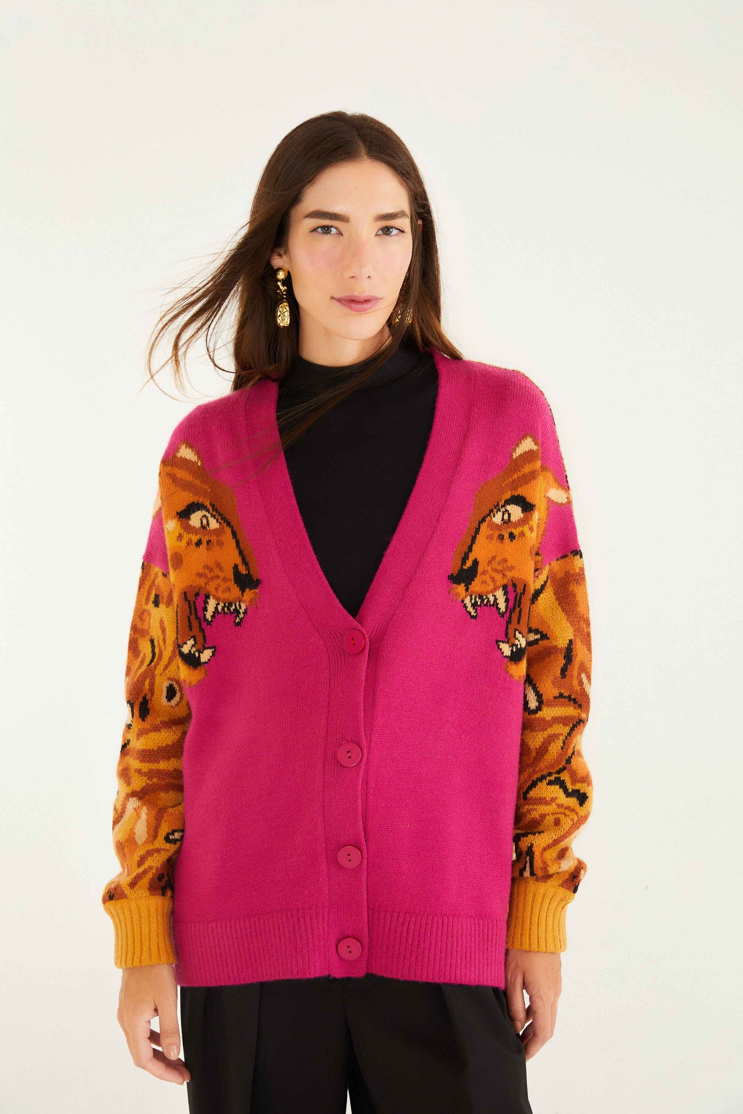 FARM Rio model wearing the Pink Bold Tiger Buttoned Knit Cardigan