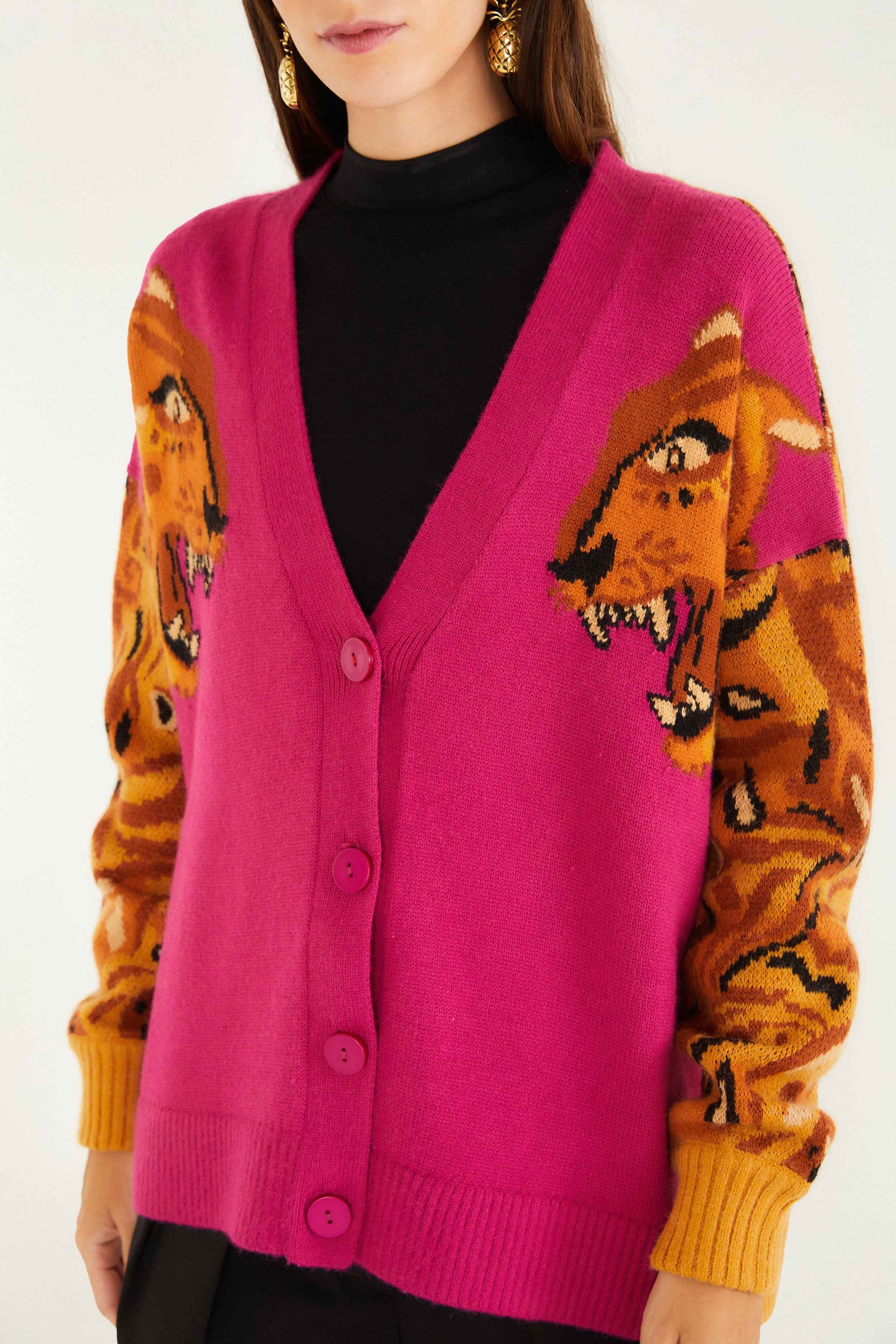 FARM Rio model wearing the Pink Bold Tiger Buttoned Knit Cardigan