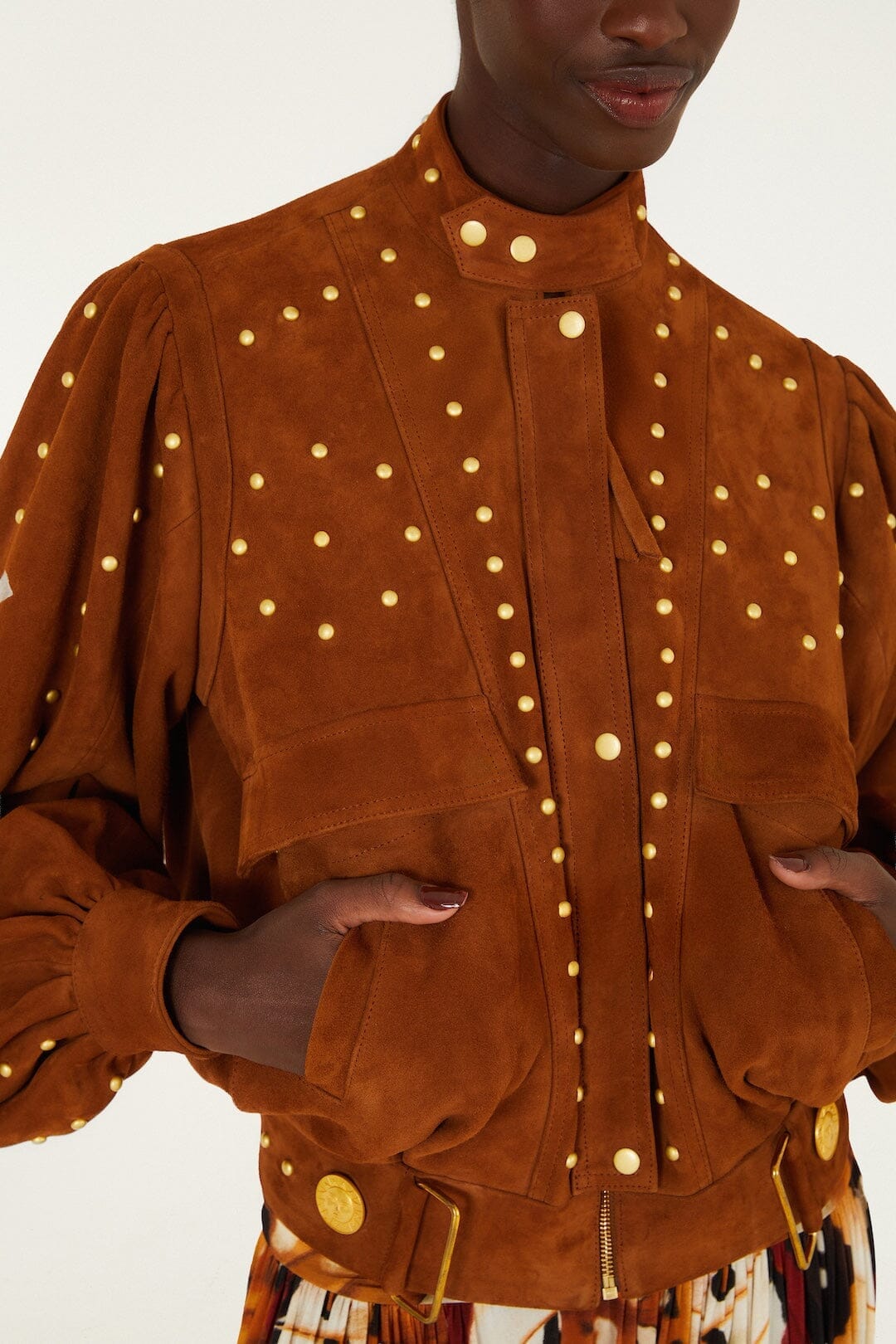 Veste en cuir boutonnée à rivets