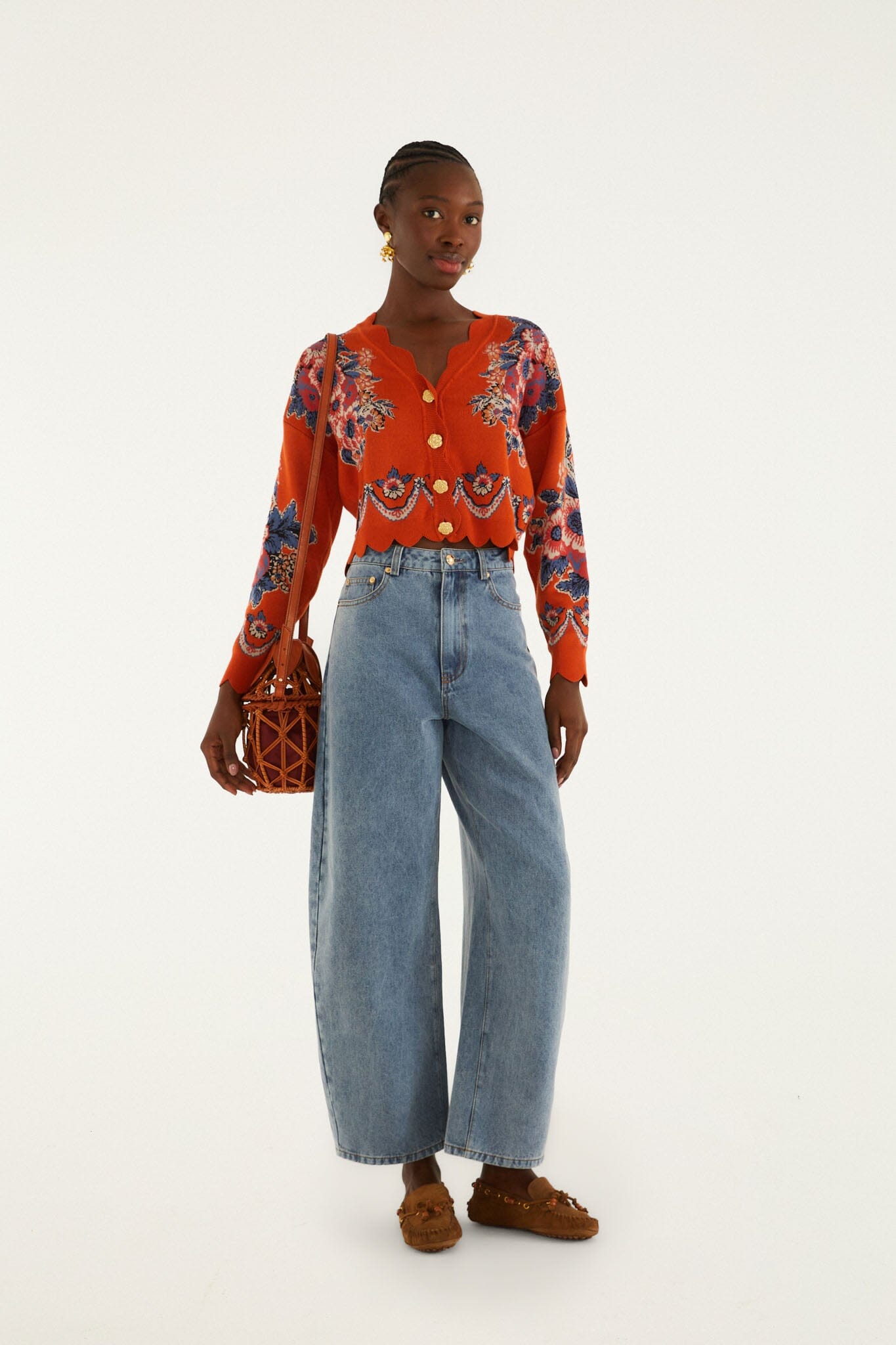 FARM Rio model wearing the Terracota Victorian Floral Buttoned Knit Cardigan