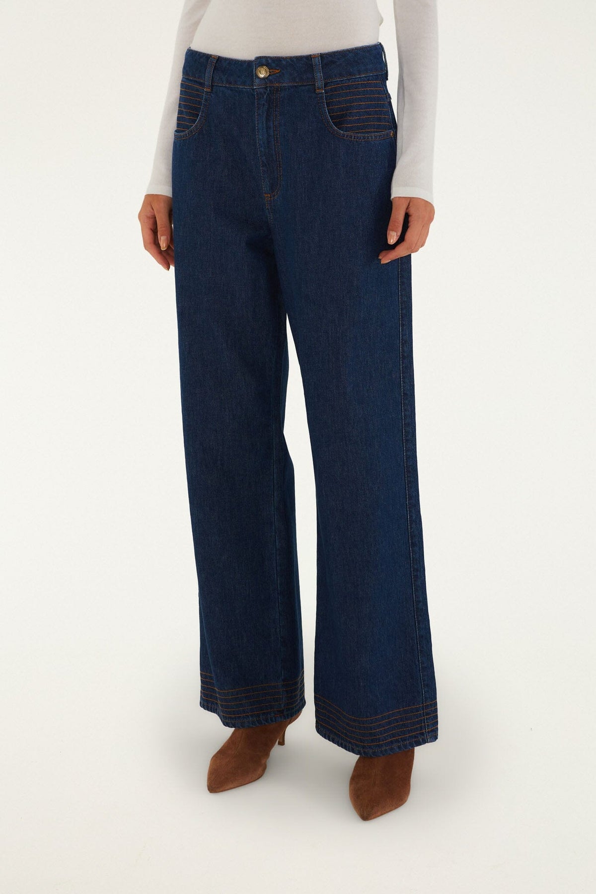FARM Rio model wearing the Wide-Leg Denim Trousers