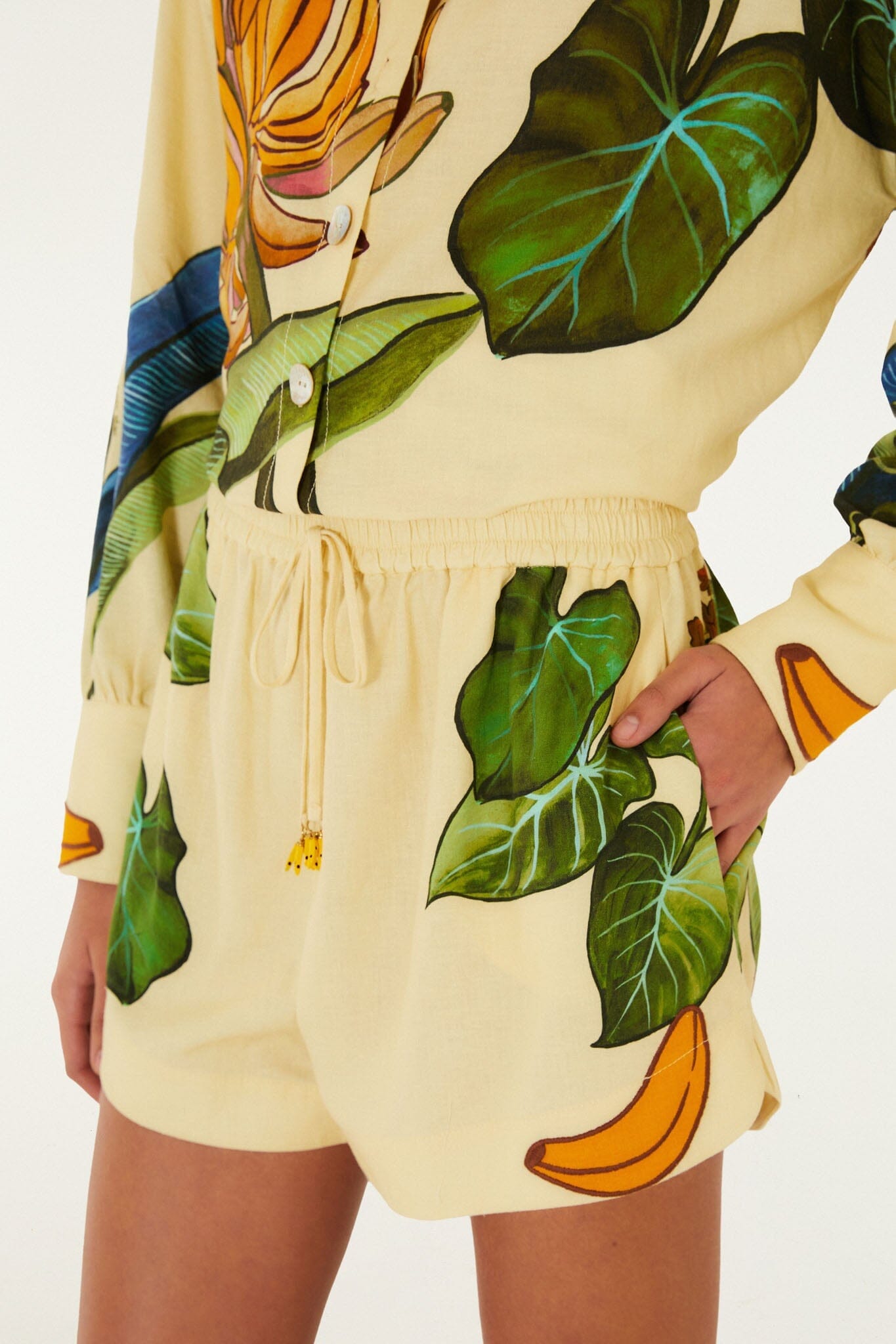 Yellow Banana Grapes Drawstring Lenzing Ecovero Euroflax Shorts