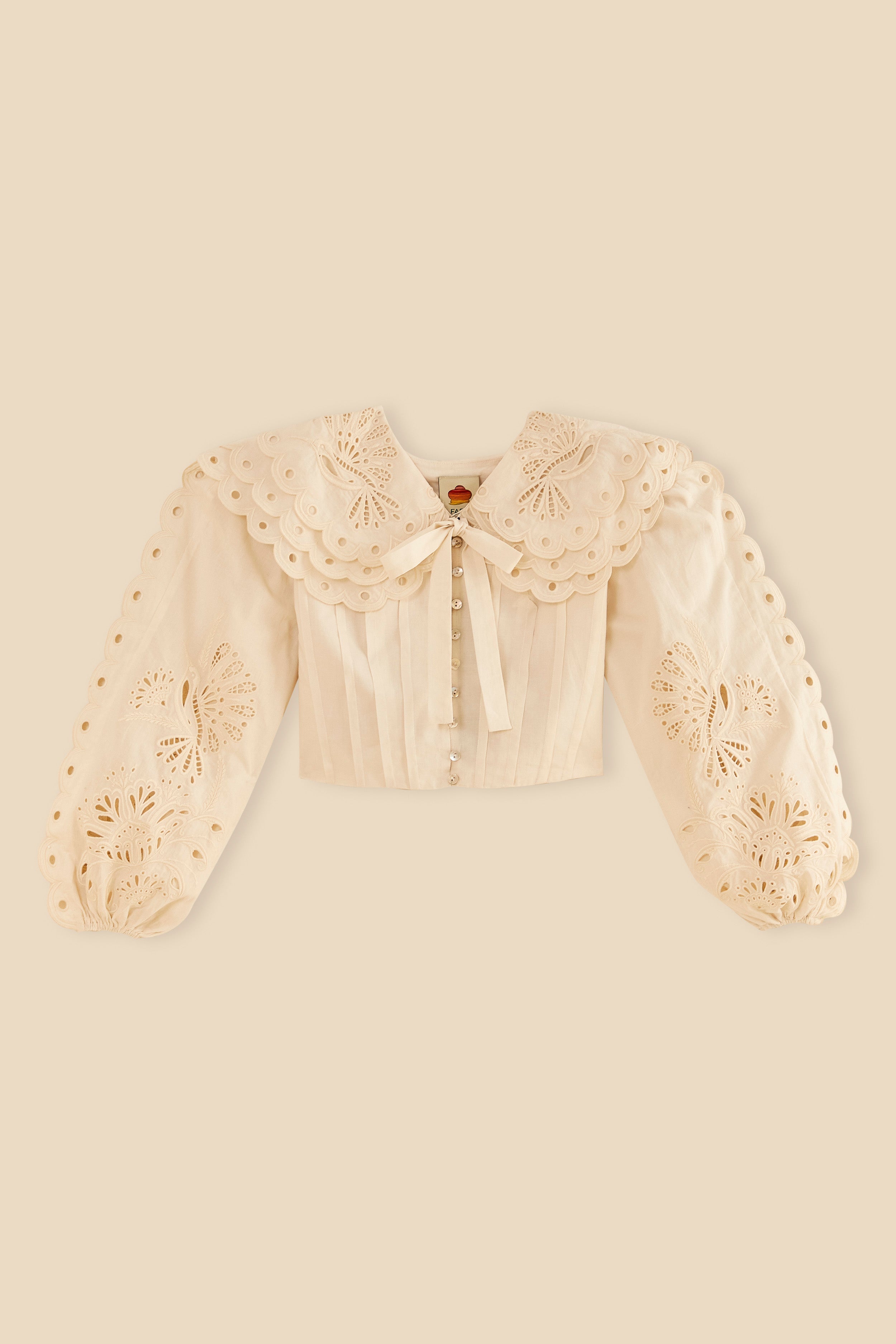 Off-White Richelieu Big Collar Blouse – FARM Rio