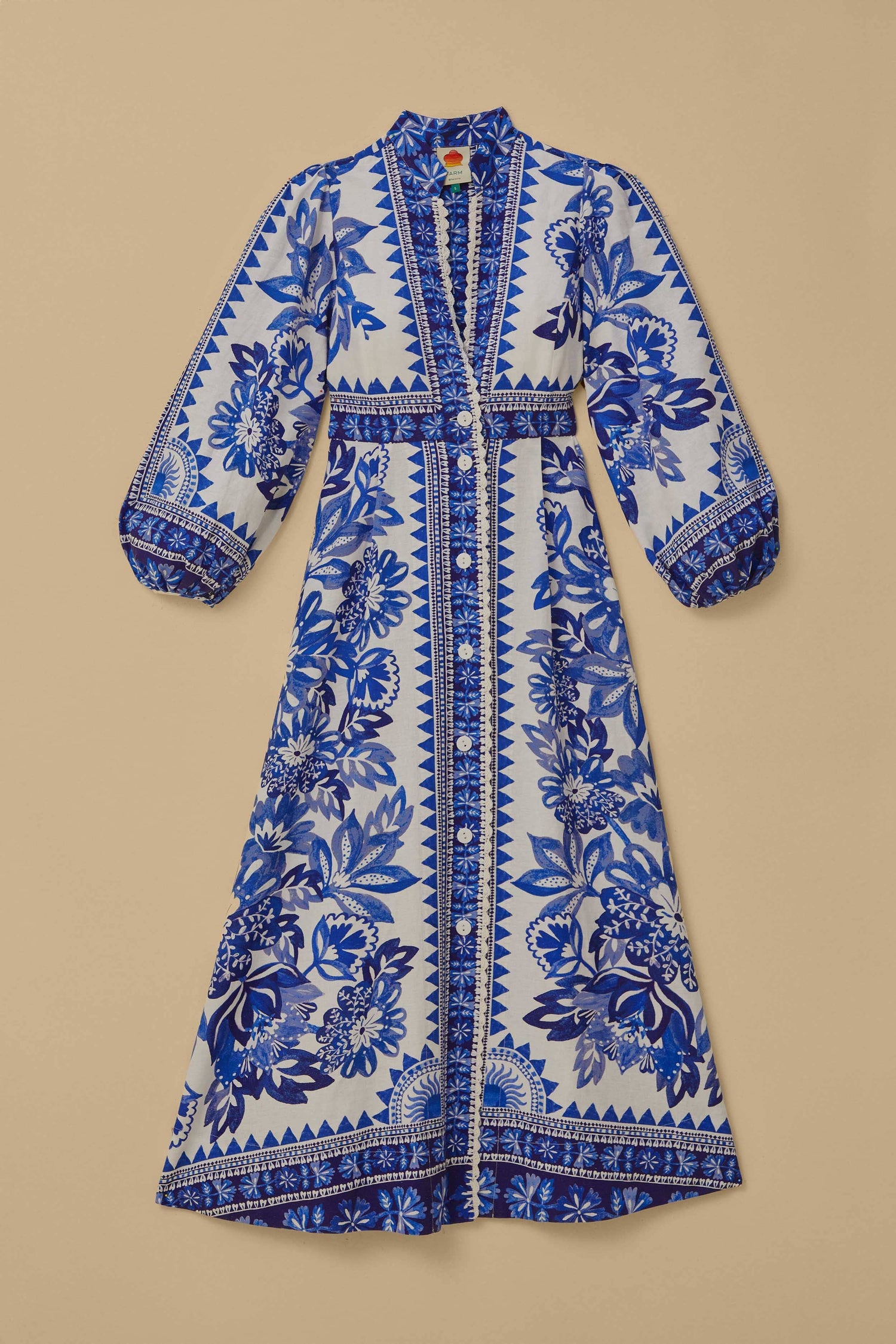 Off-White Flora Tapestry Lenzing Ecovero Euroflax Maxi Dress FARM Rio Off-White Flora Tapestry Lenzing Ecovero Euroflax Maxi Dress FARM Rio