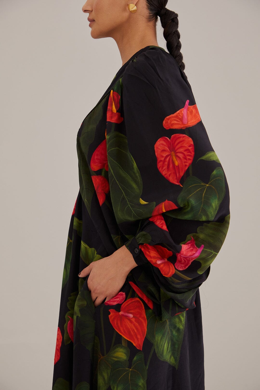 farm rio anthurium dress Black Anthurium V Neck Maxi Dress – FARM Rio