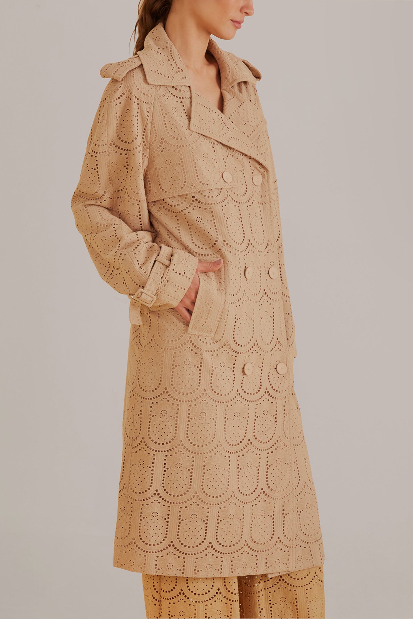Trench-coat à œillets en coton kaki Ananas
