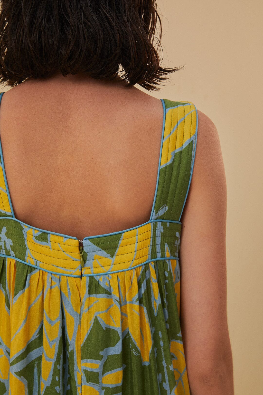 Green Foliage Sketch Sleeveless Maxi Dress FARM Rio Green Foliage Sketch Sleeveless Maxi Dress FARM Rio